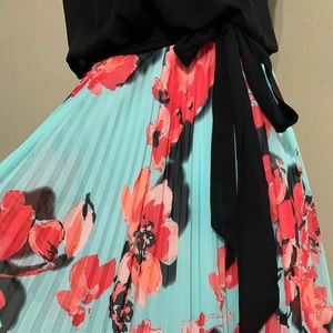 Bisou Bisou size 8 Tropical Dress